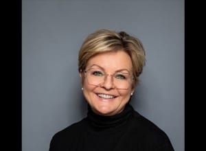 Rikke Lind Dimite Como Secretaria General de Redningsselskap (RS) el 1 de Diciembre de 2021, la Asociación Noruega de Rescate Marítimo, Tras Nueve Años en el Cargo
